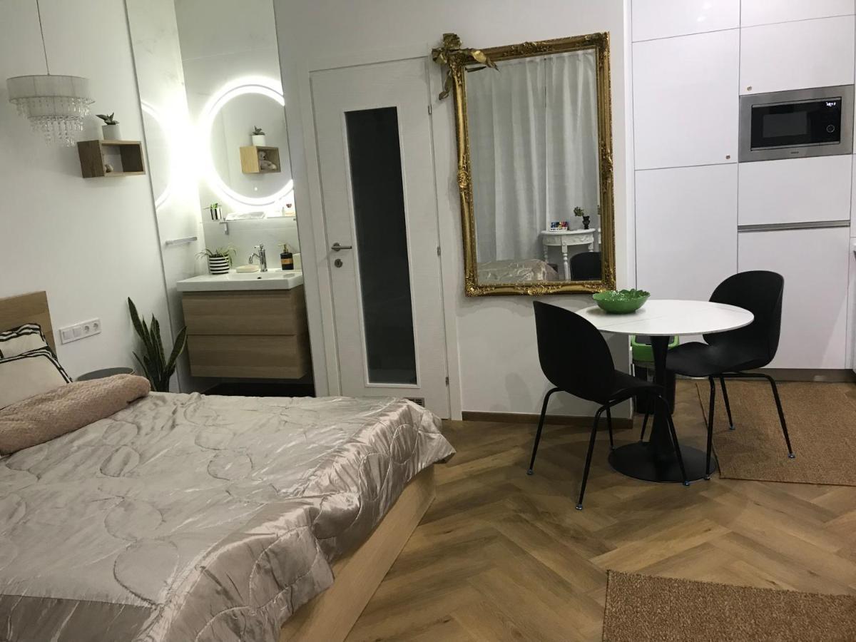 Greatforest Rosehill 2 Apartman -Bmw- Debrecen Bagian luar foto