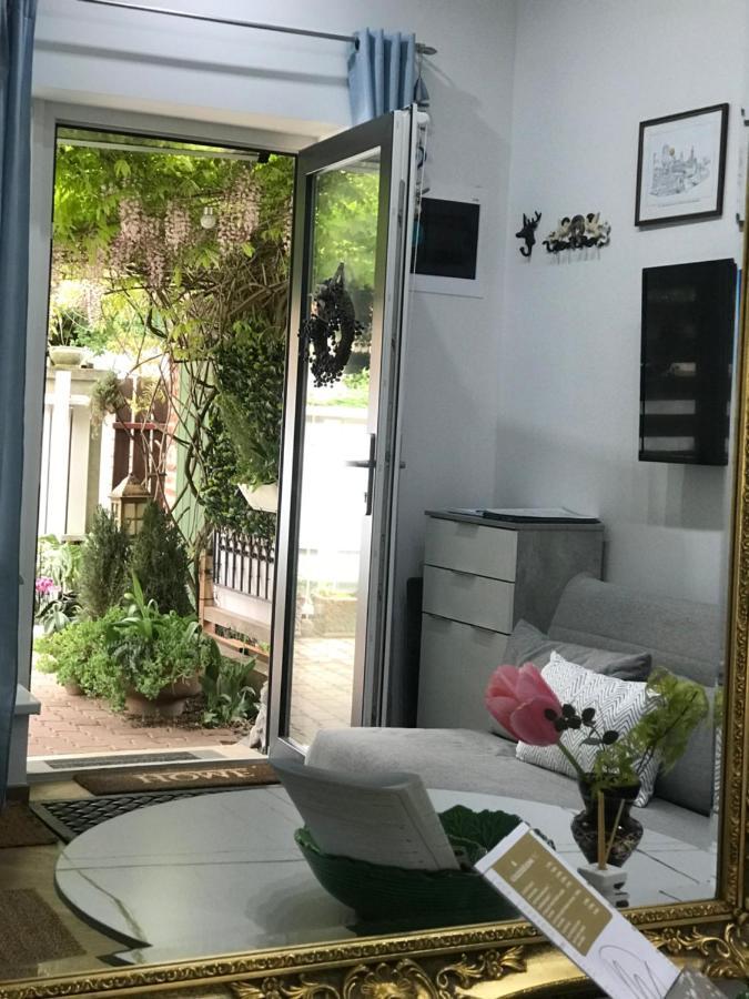 Greatforest Rosehill 2 Apartman -Bmw- Debrecen Bagian luar foto